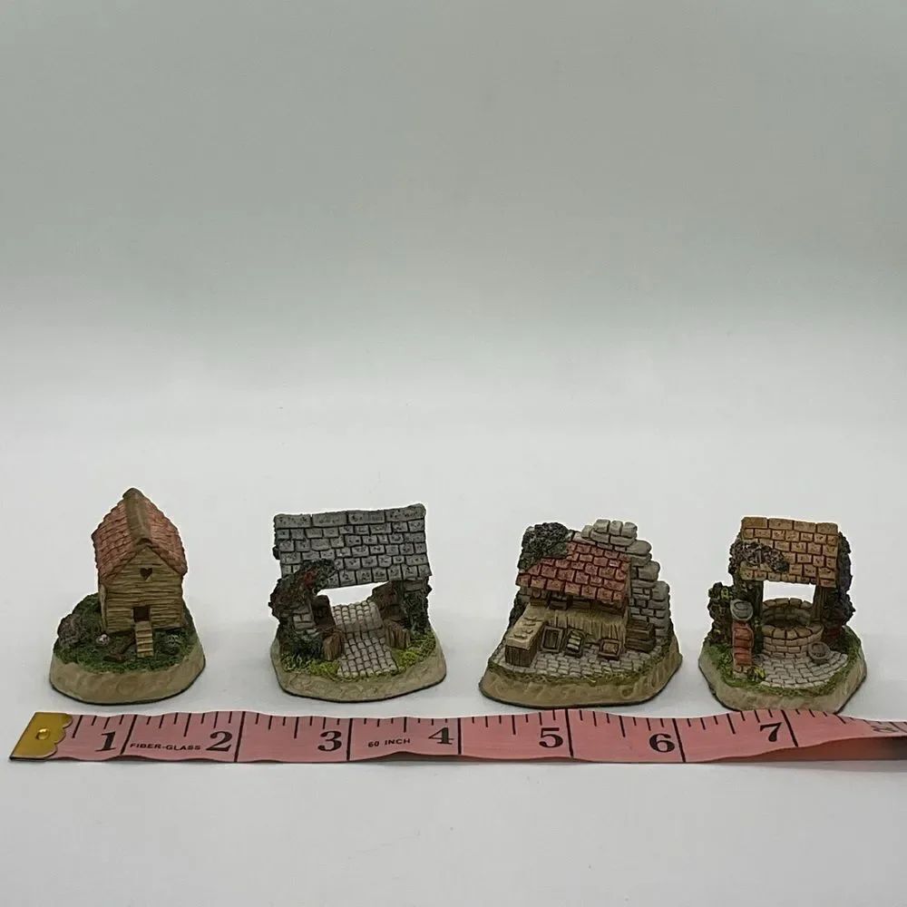 David Winter Cameos Miniature Village Set